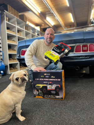 FMS Ford Bronco RTR 1:18 Brushless – Kompakter Offroad-Truck mit bis zu 50 km/h - FMS Ford Bronco RTR 1:18 Brushless – Neuer RC Offroad Truck bei Voltmaster