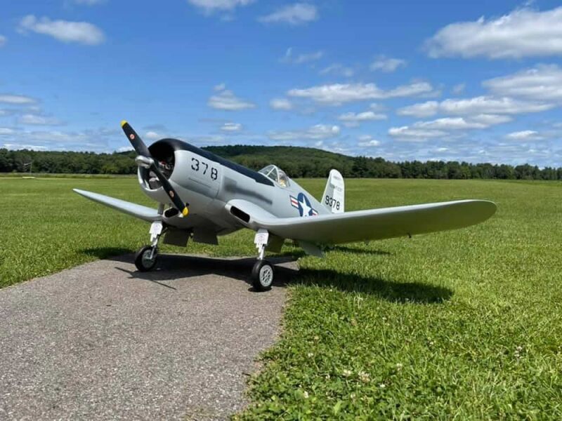 TopRC F4U Corsair, Marines 93" ARF